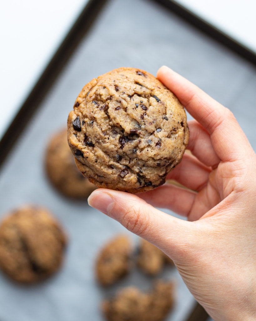 the best vegan chocolate chip cookies