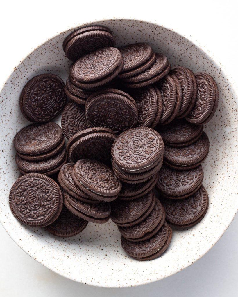 Bowl of oreos