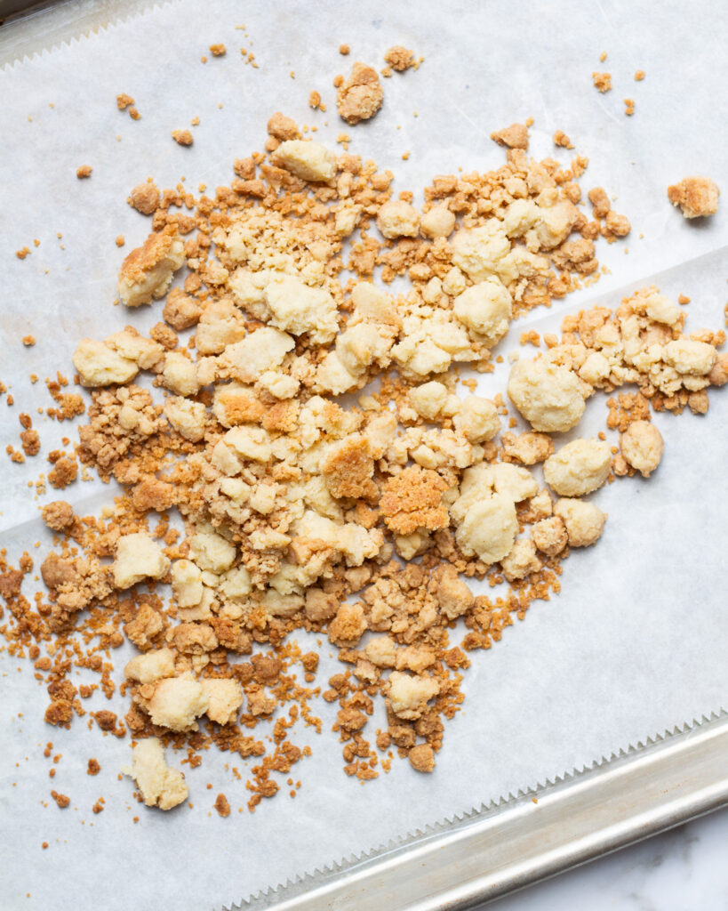Toasted cardamom crumble