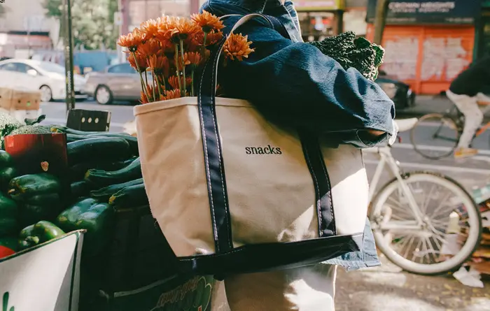 snacks tote bag with flowers