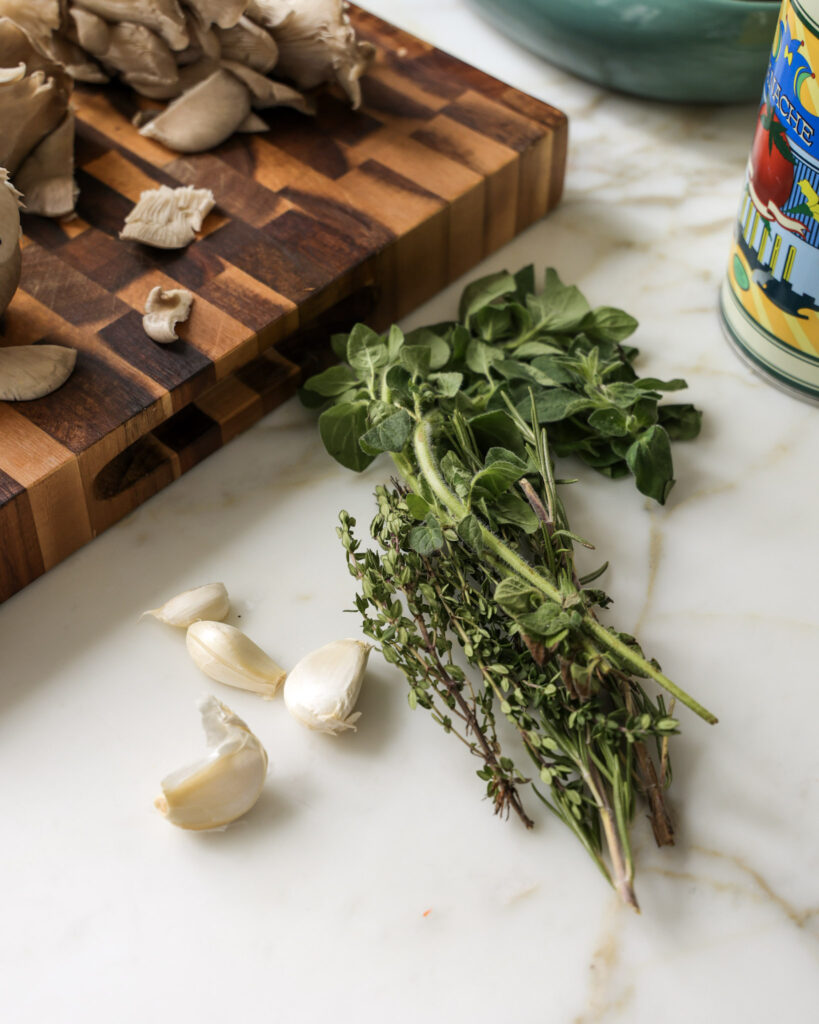 Ingredients for mushroom steaks.